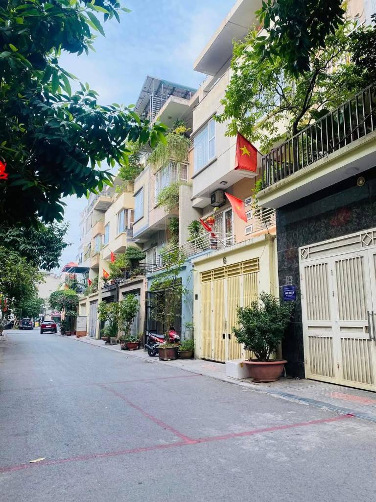 Bất động sản Thiên Khôi mặt tiền đường